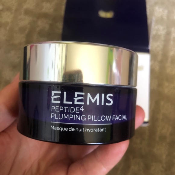 ELEMIS Peptide4 Plumping Pillow Facial - Purple and Silver - Picture 3 of 7